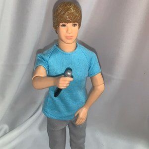 Justin Bieber JB Street Style Collection Doll Microphone Blue Top Shoes Lot